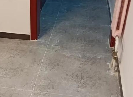 新龙瓷砖空鼓维修公司分享下新龙地砖空鼓了怎么办